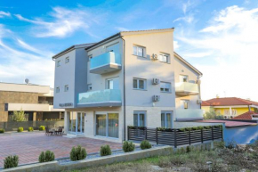 Villa Astoria